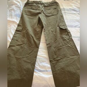 RSQ Brand - Tilly’s Wide-Leg / Baggy Olive Colored Cargo Pants Size M